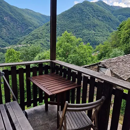 Casa Piccola, Di Zali *