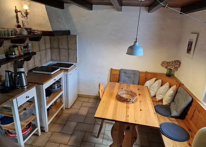 Casa Piccola, Di Zali Falmenta